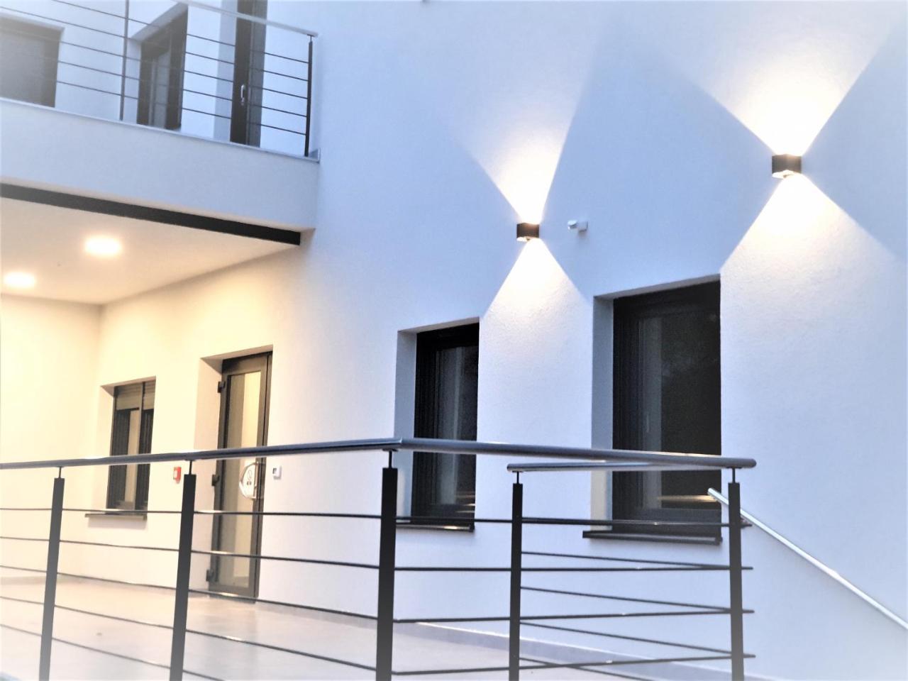 Smart Hostel Slavonski Brod Extérieur photo